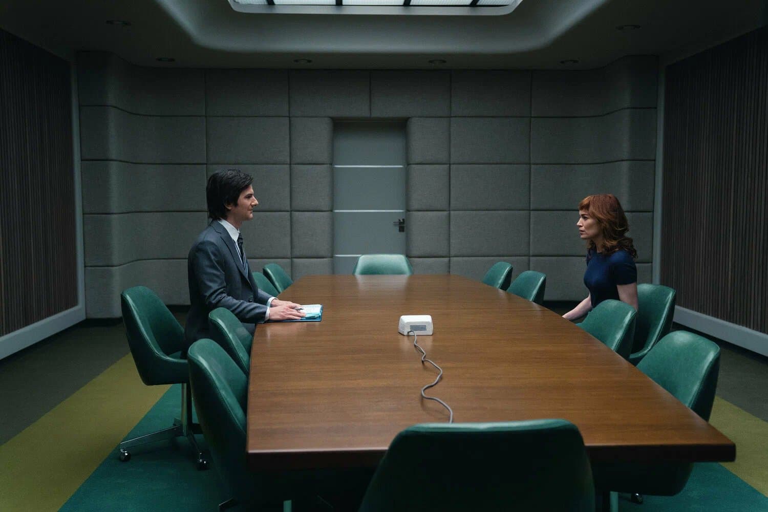 Office core: беспощадный корпоративный стиль и архитектура сериала «Разделение»