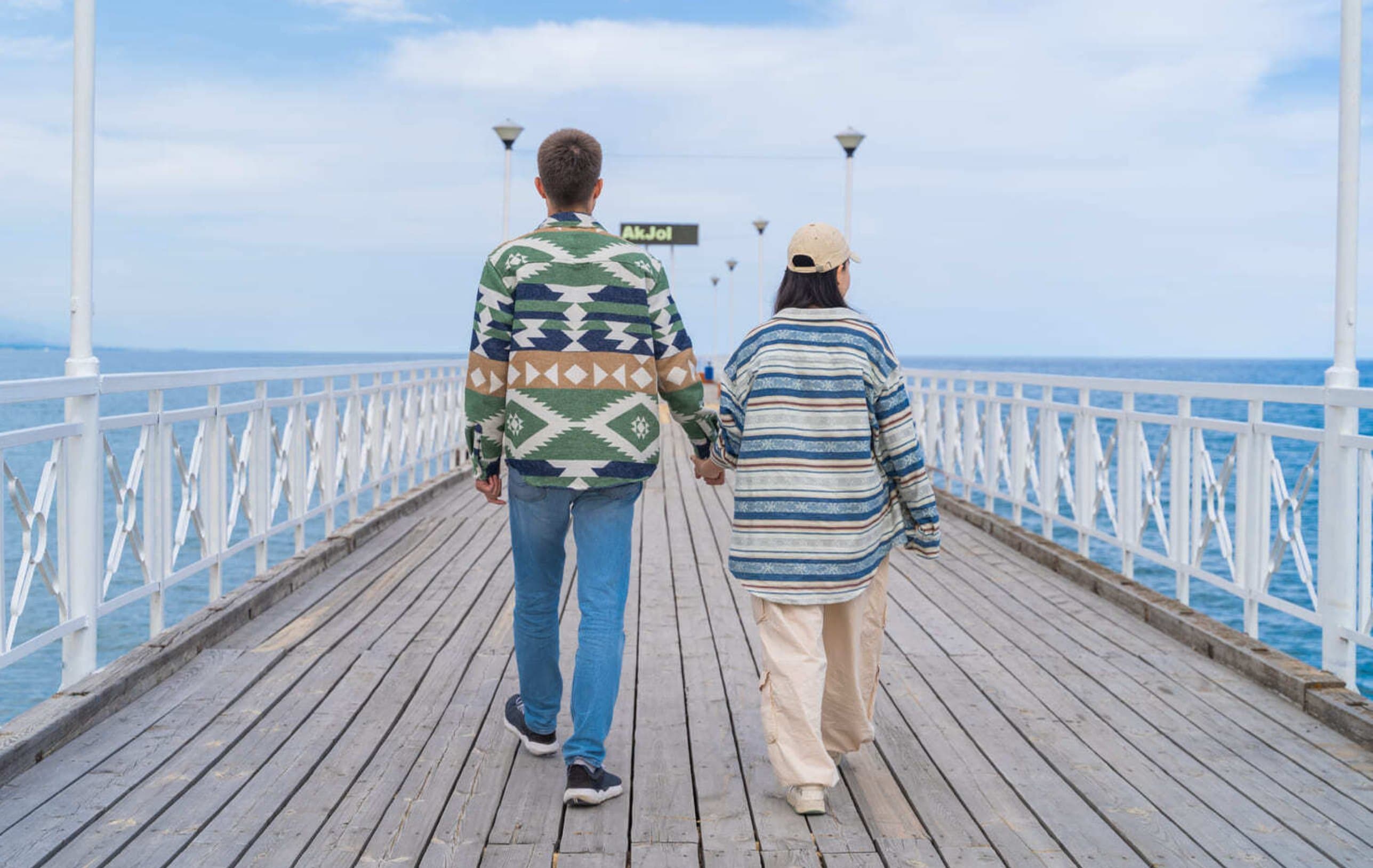 Цифрлық көшпенділер қайдан жұмыс істейді? Ең үздік коворкингтер мен коливингтер