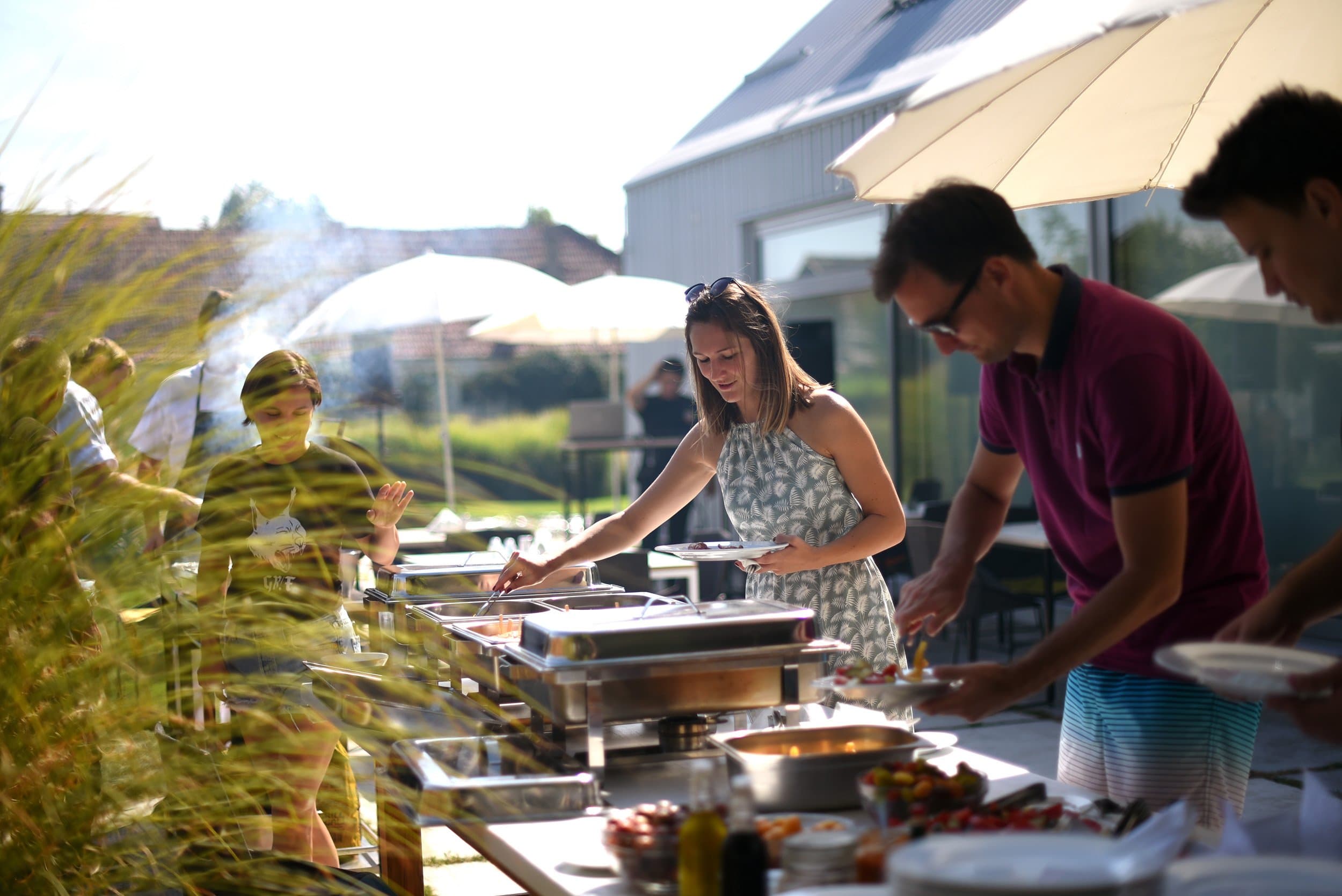 Цифрлық көшпенділер қайдан жұмыс істейді? Ең үздік коворкингтер мен коливингтер