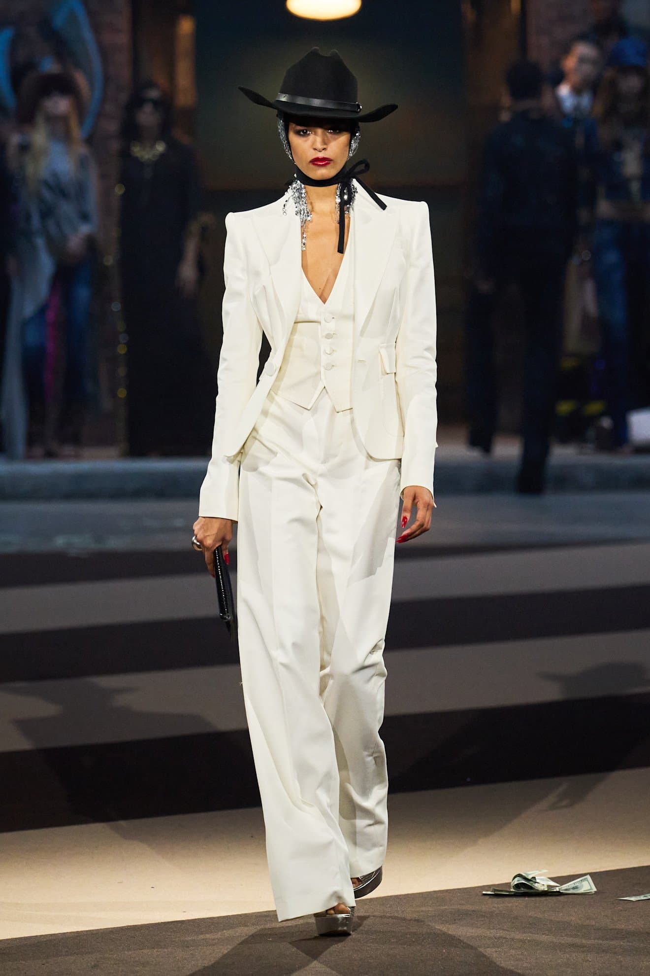 Как прошел первый день Milan Fashion Week