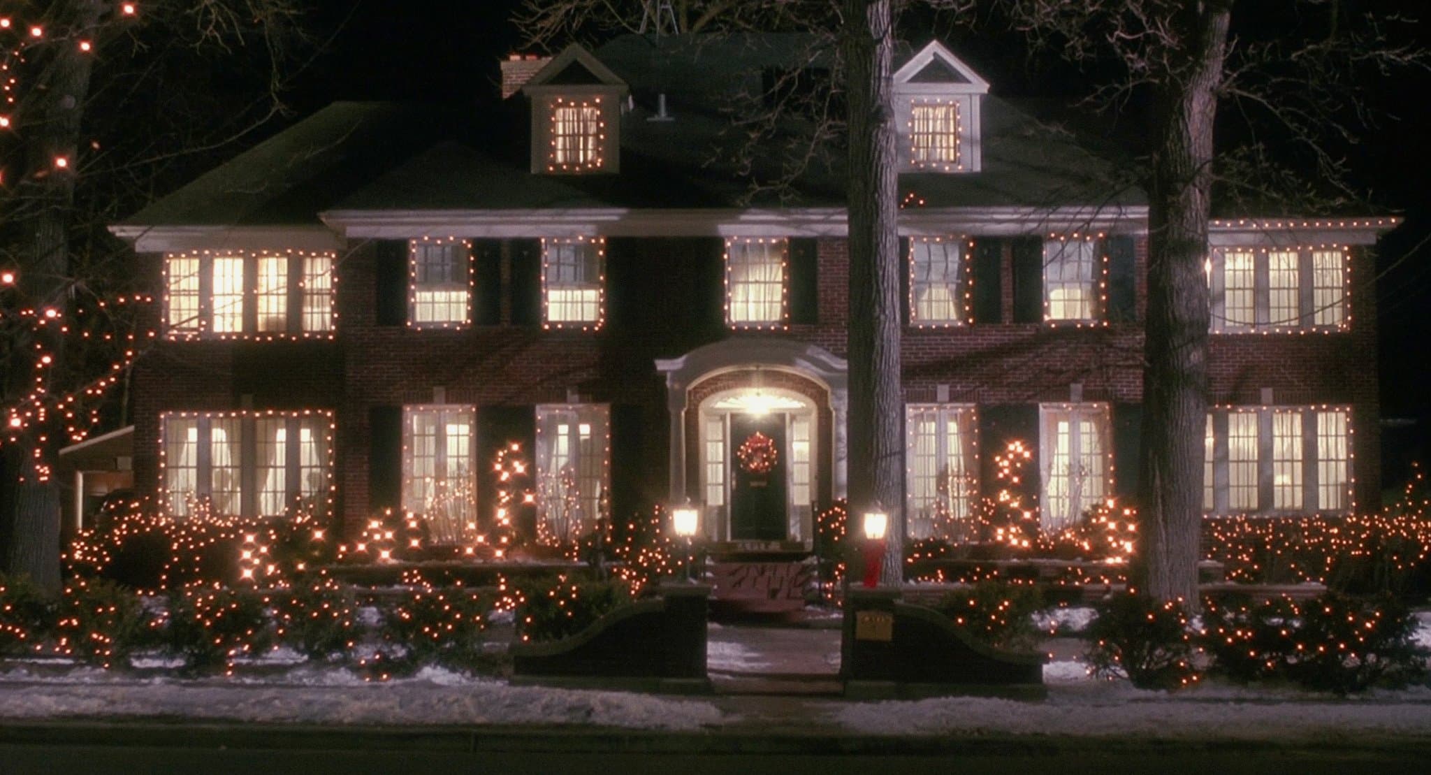 «Үйде жалғыз» фильмі | film.ai