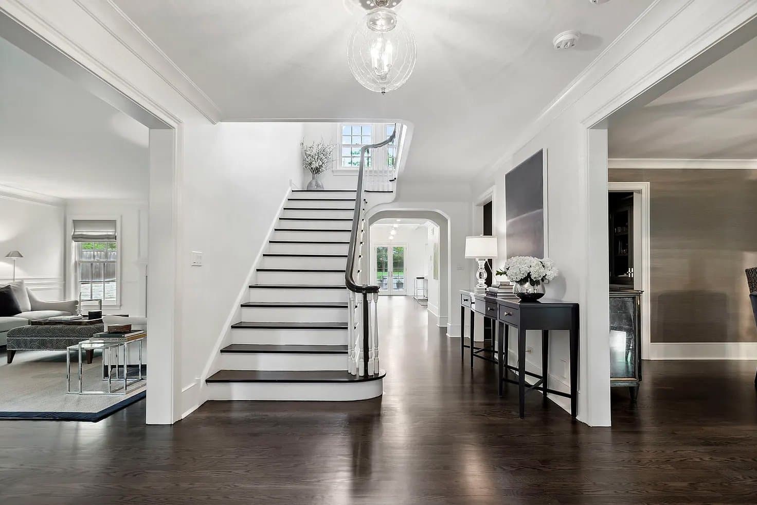 Home Alone фильміндегі Маккаллистерлер әулетінің үйі 5 250 000 АҚШ долларына сатылды